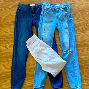 Best Deal! 2 Garage Jeans + Free Bonus Jeggings